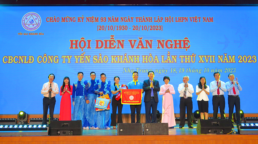 Hội diễn văn nghệ của cán bộ, công nhân lao động Công ty Yến sào Khánh Hòa
